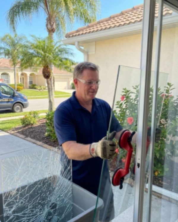 broken glass replacement in Florida