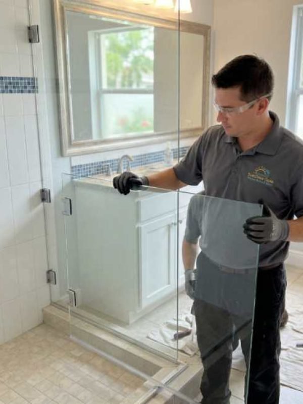 emergency shower door glass replacement in Florida